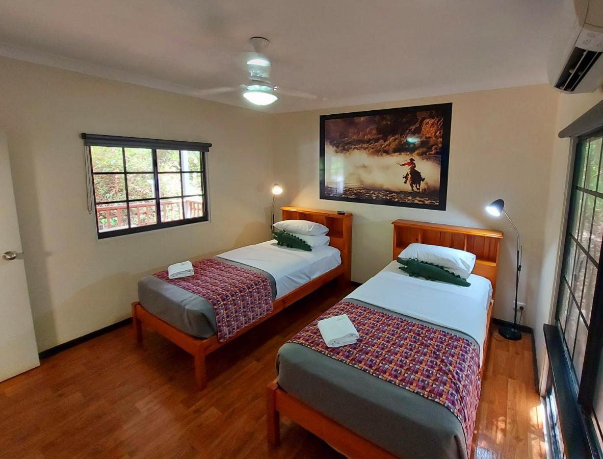 Litchfield Tourist Park Hotel Batchelor Buitenkant foto