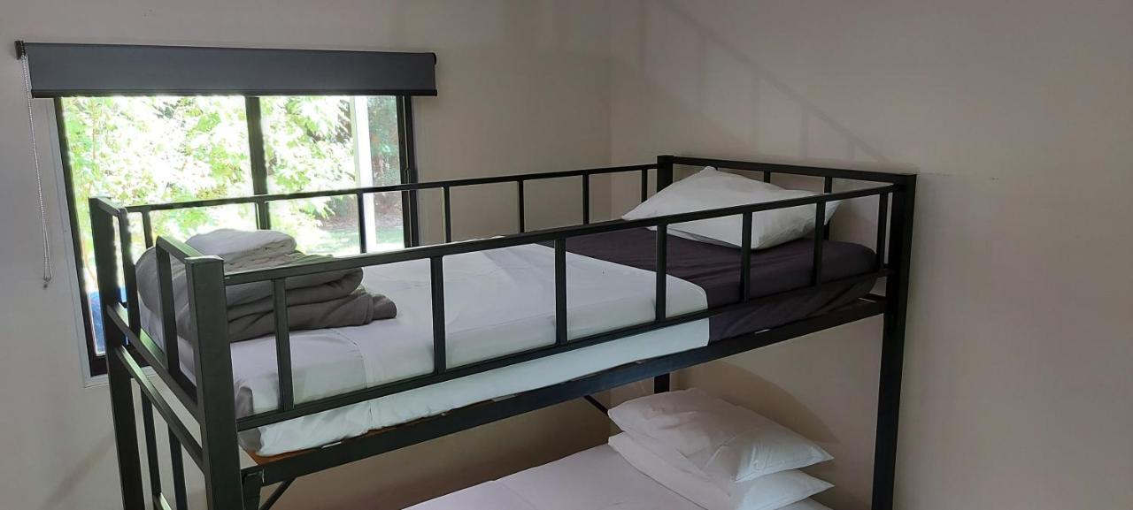 Litchfield Tourist Park Hotel Batchelor Buitenkant foto